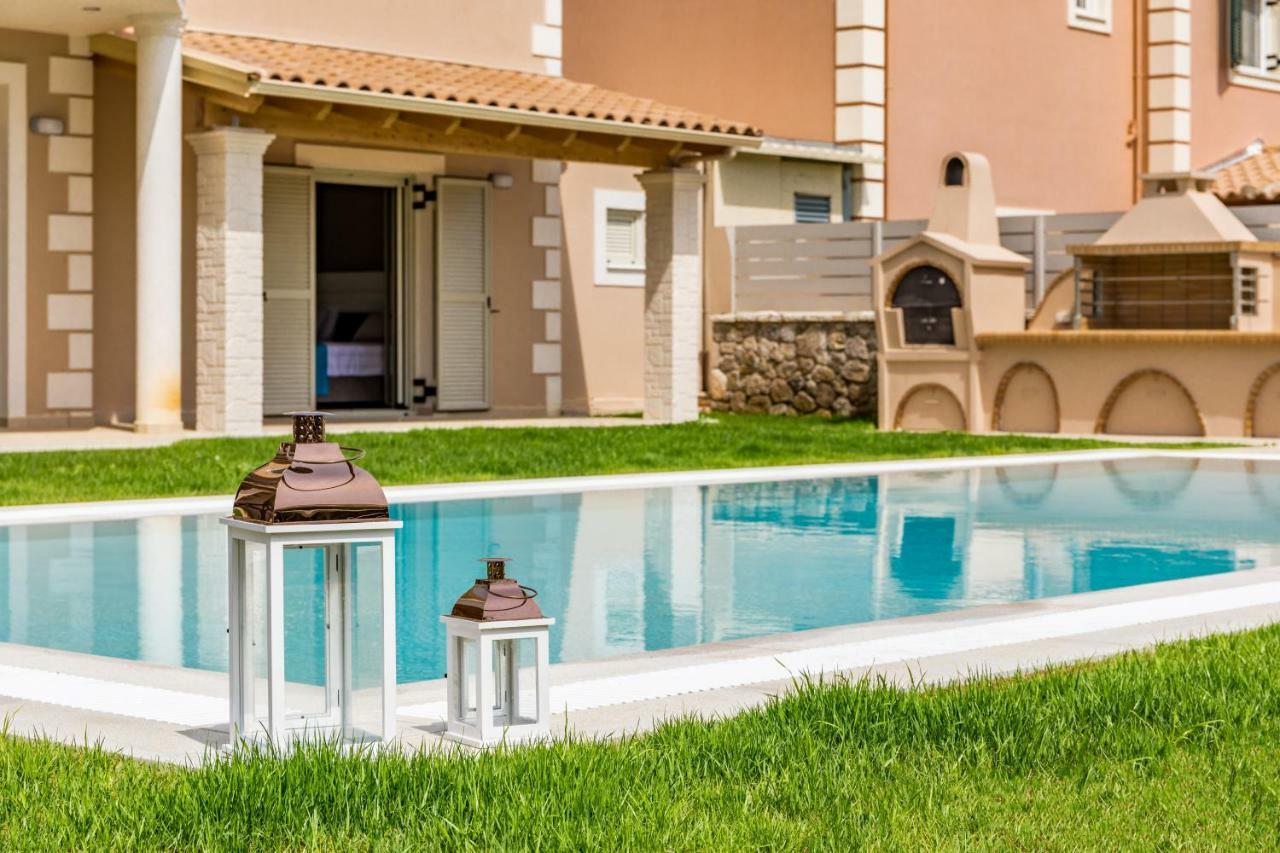 Villa Johnnie Poulades Екстер'єр фото
